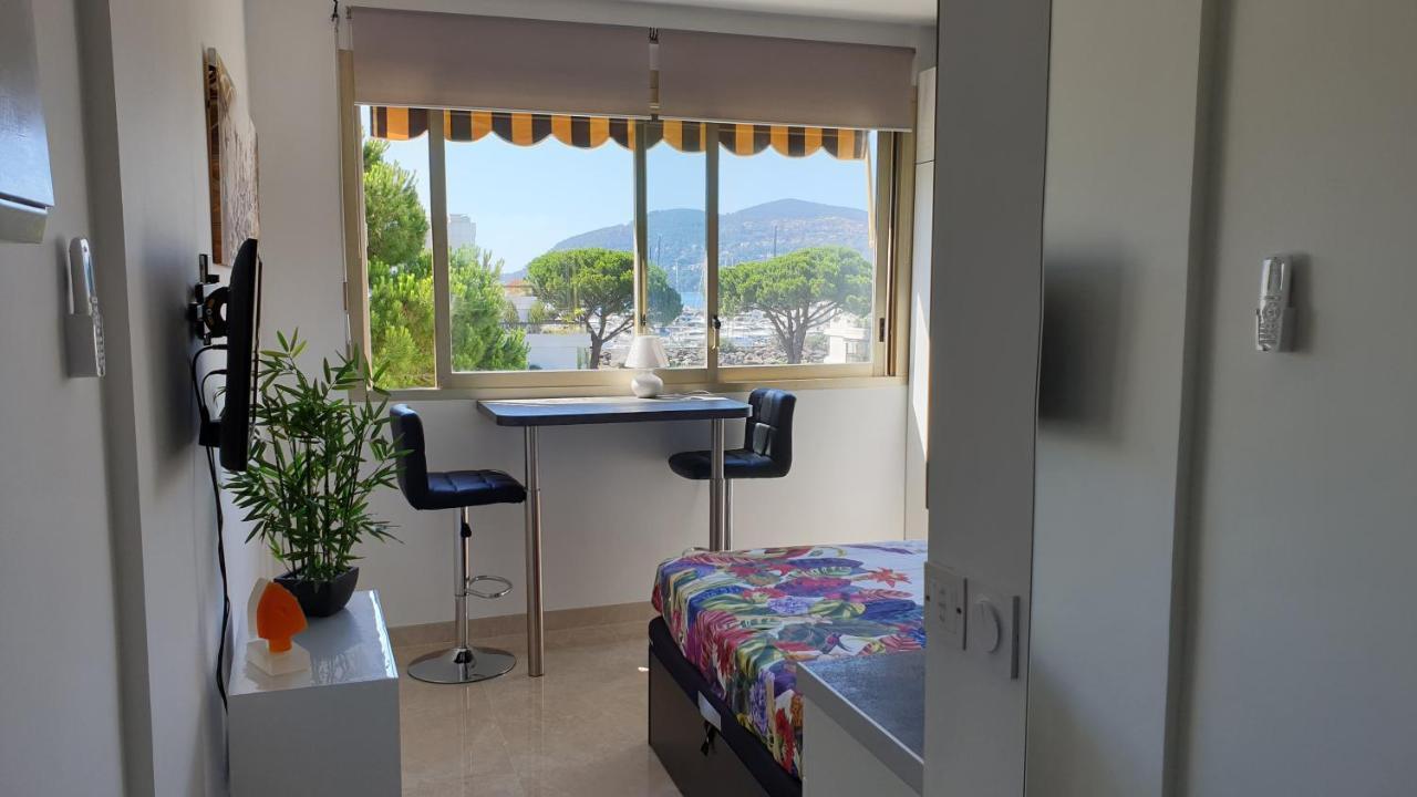 Garden And Beach Sea View Apartment Cannes Mandelieu Exterior foto